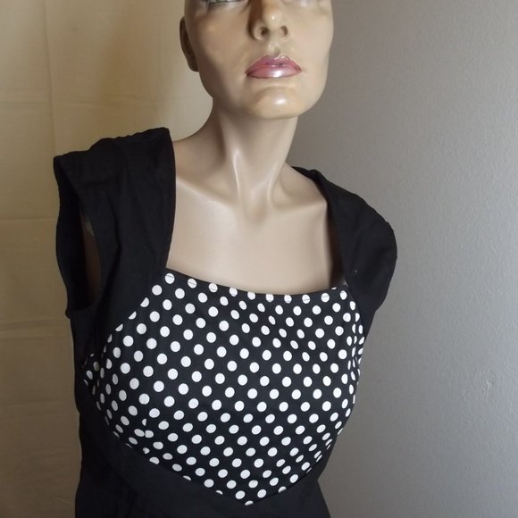 Weekend Dress - Picture 6 of 6